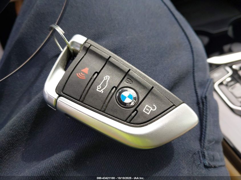 2018 BMW X3 xDrive30I VIN: 5UXTR9C51JLC77661 Lot: 43421100