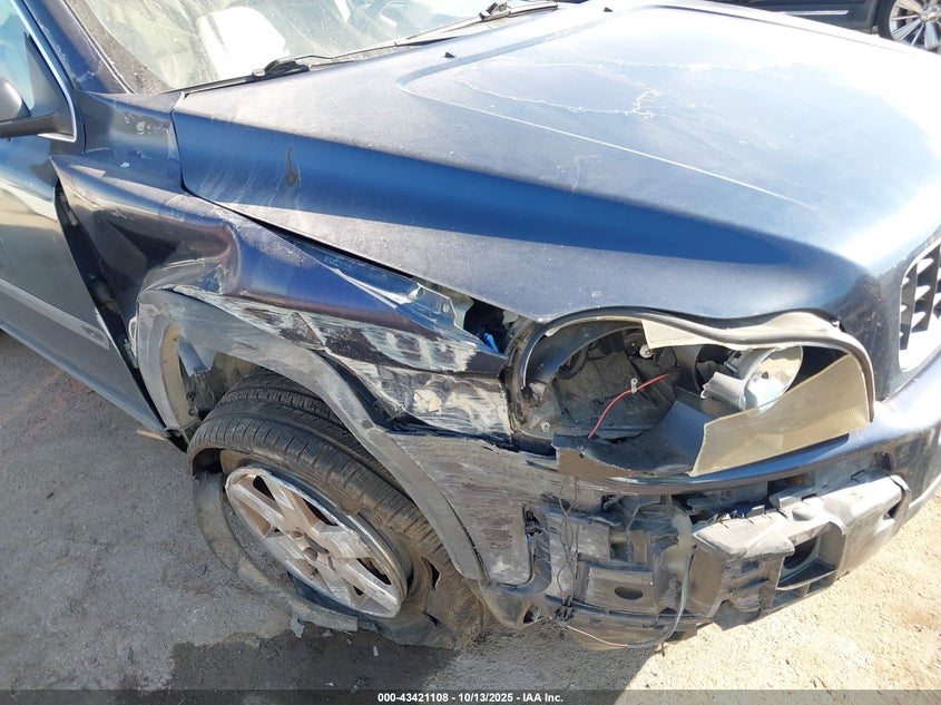 2004 Volvo Xc90 2.5T Awd VIN: YV1CZ59H141123972 Lot: 43421108