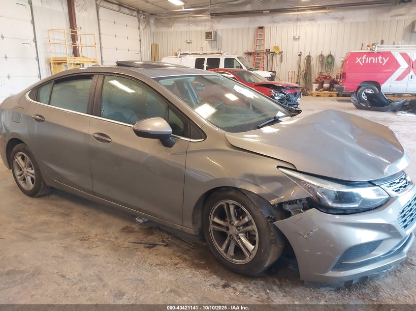 CHEVROLET CRUZE LT AUTO