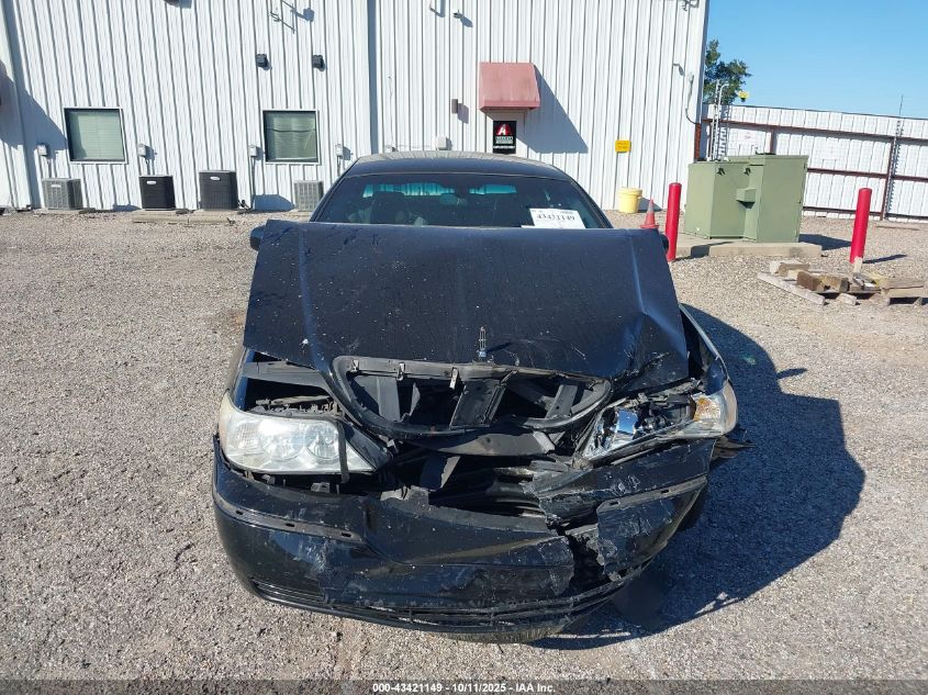 2009 Lincoln Town Car Signature L VIN: 2LNHM85V49X614652 Lot: 43421149