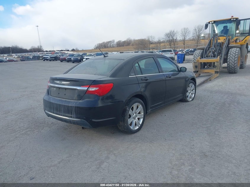 Vin: 1c3bc1fb5bn612199, lot: 43915968, chrysler 200 touring 20114