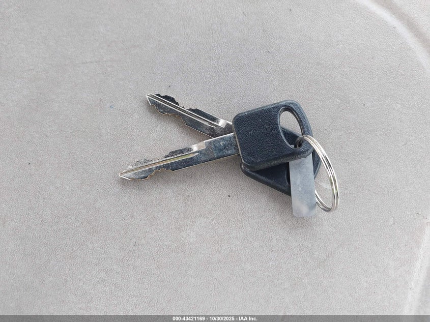 2000 Ford E-350 Cutaway Standard VIN: 1FDWE35S6YHA10208 Lot: 43421169