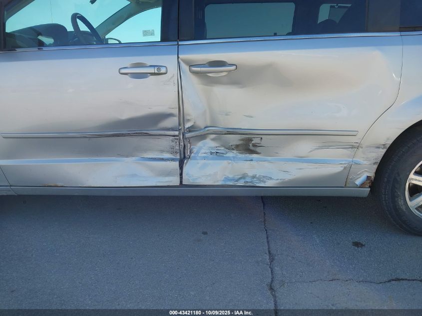 2008 Chrysler Town & Country Touring VIN: 2A8HR54P18R799830 Lot: 43421180