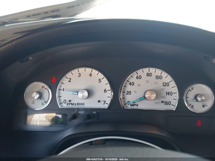 2003 Ford Thunderbird VIN: 1FAHP60A93Y105061 Lot: 43421316