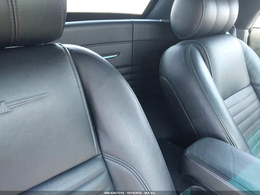 2003 Ford Thunderbird VIN: 1FAHP60A93Y105061 Lot: 43421316