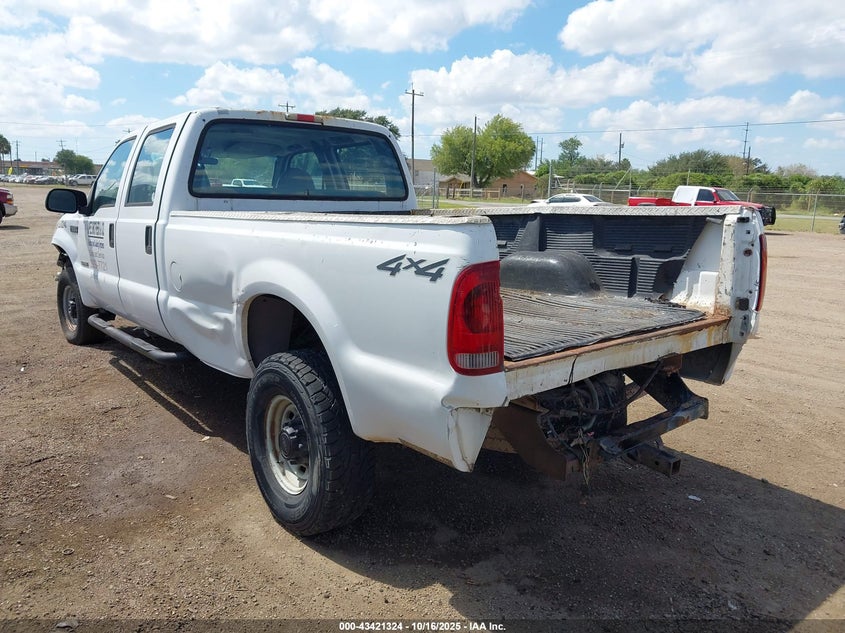 1FTSW31P54EA25635 2004 FORD F350 photo no. 3