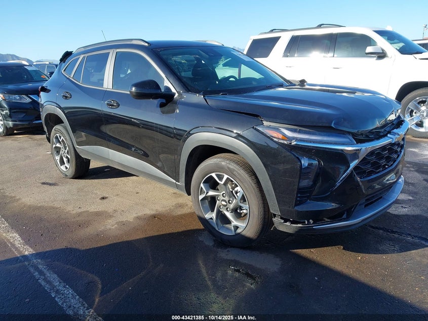 CHEVROLET TRAX FWD LT