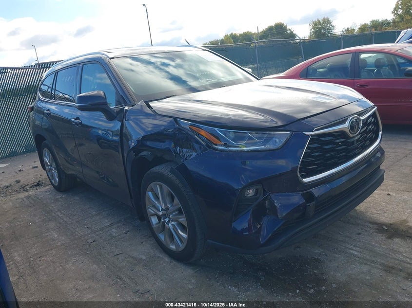 TOYOTA HIGHLANDER LIMITED