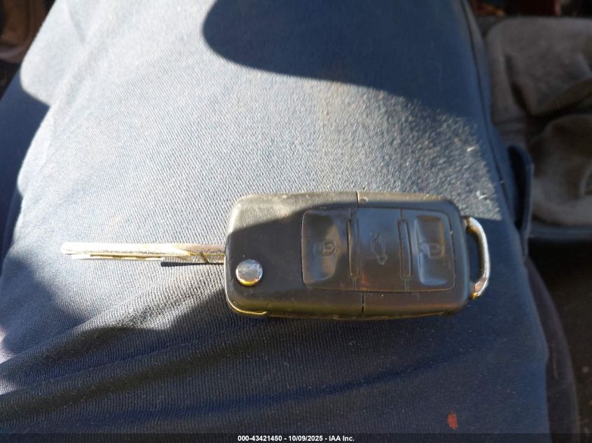 2003 Volkswagen Jetta Gls 2.0L VIN: 3VWSK69MX3M060622 Lot: 43421450