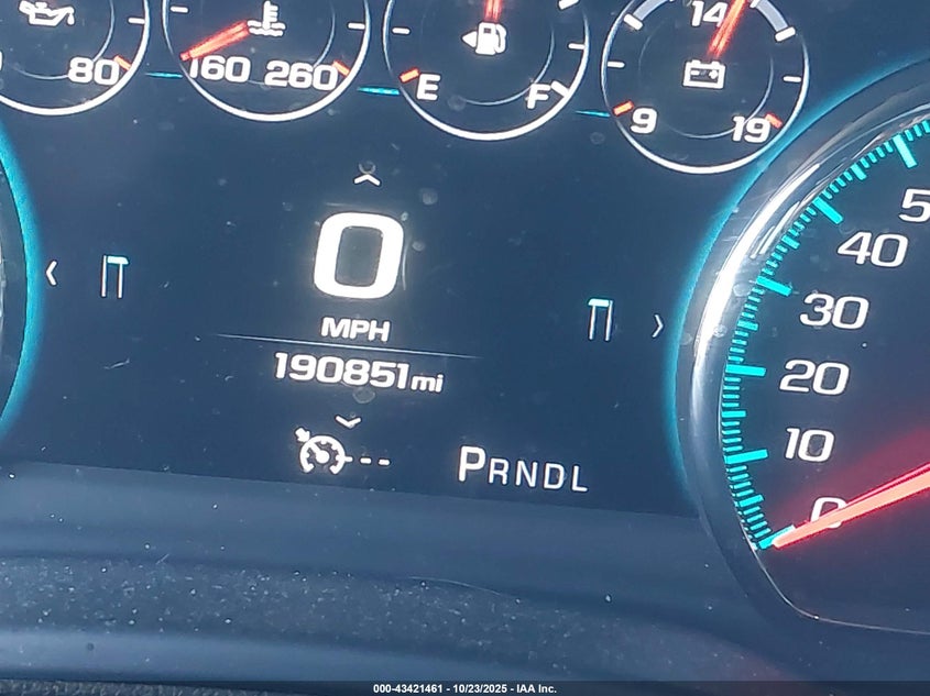 2017 CHEVROLET SUBURBAN LT 1GNSKHKCXHR369343