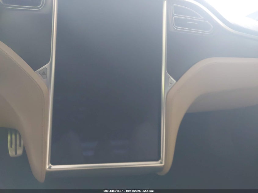 2015 Tesla Model S 85D/P85D VIN: 5YJSA1H48FF088454 Lot: 43421467