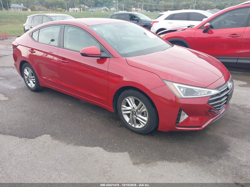 HYUNDAI ELANTRA SEL
