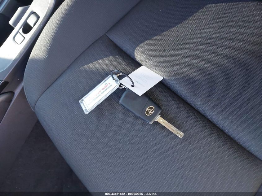 2025 Toyota Corolla Le VIN: 5YFB4MDE7SP275710 Lot: 43421482