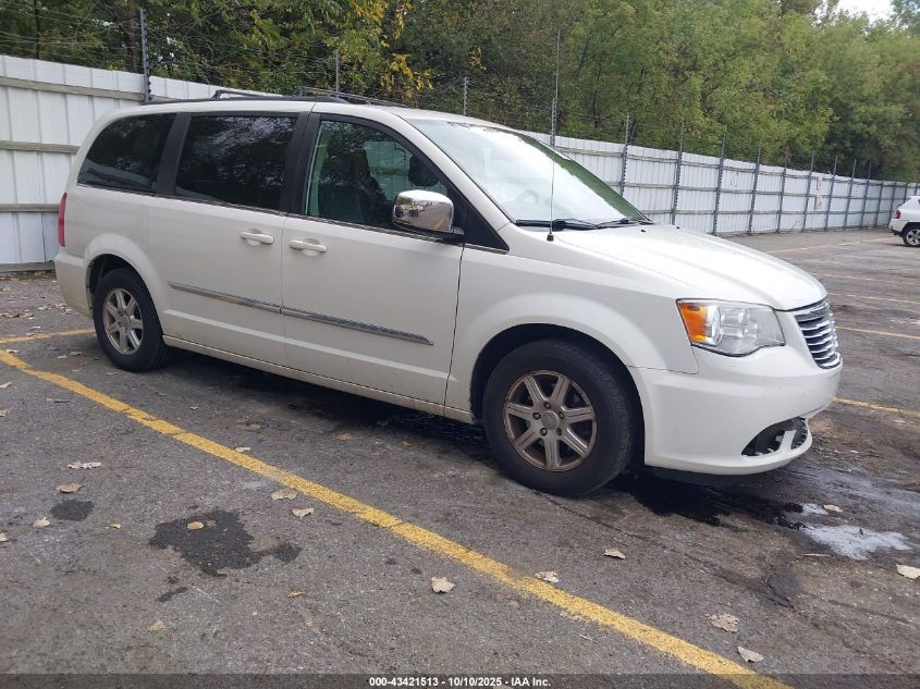 CHRYSLER TOWN & COUNTRY TOURING-L
