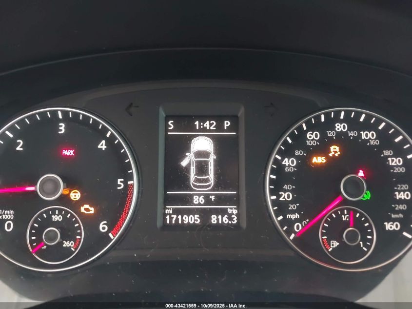 2013 Volkswagen Passat 2.0L Tdi Sel Premium VIN: 1VWCN7A30DC067070 Lot: 43421559