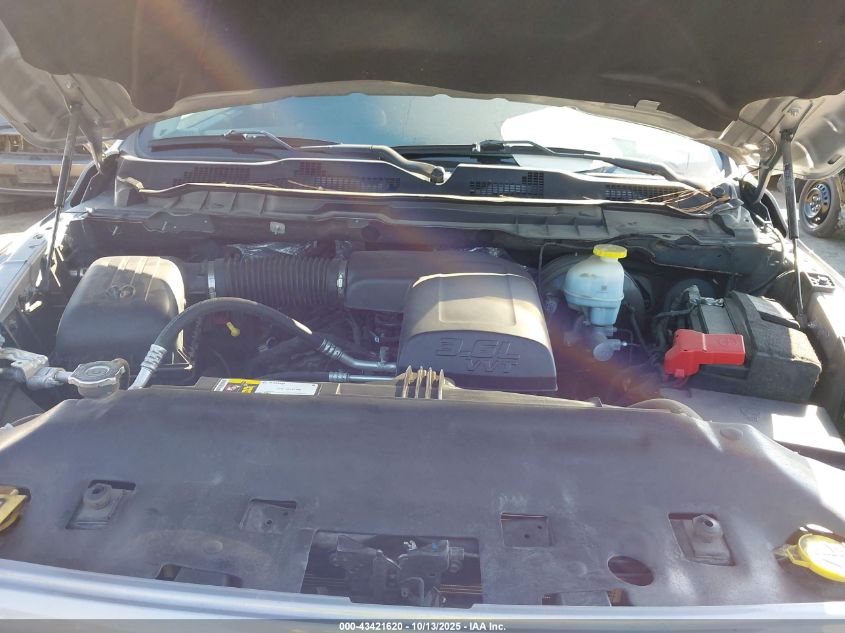 2021 Ram 1500 Classic Express 4X2 6'4 Box VIN: 3C6JR6AG5MG504206 Lot: 43421620