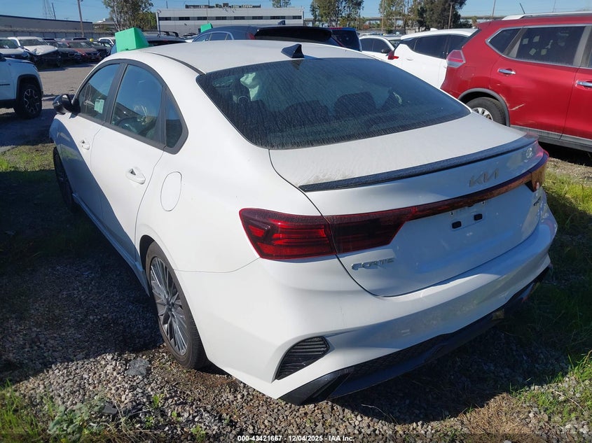 3KPF54AD8RE763988 2024 KIA FORTE photo no. 3