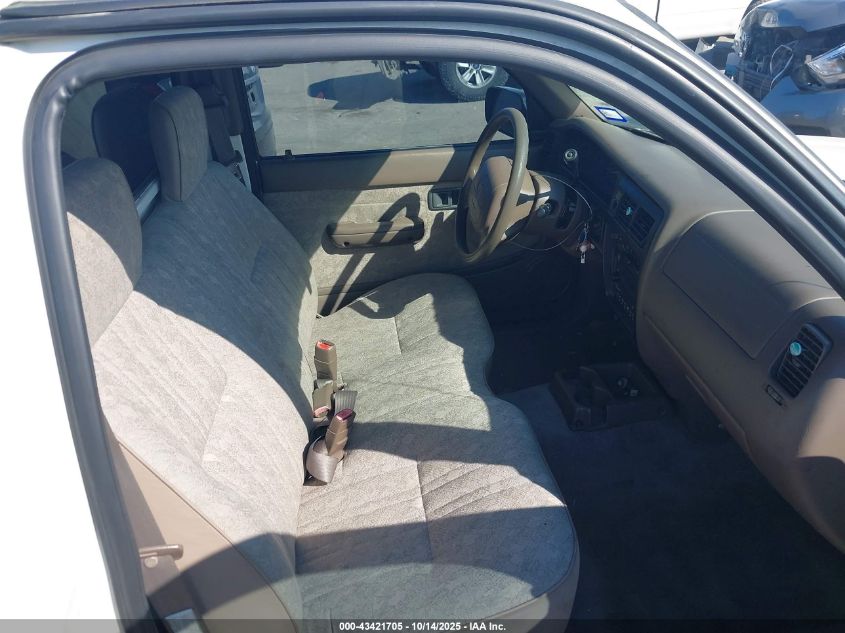 2000 Toyota Tacoma VIN: 5TENL42N6YZ686554 Lot: 43421705