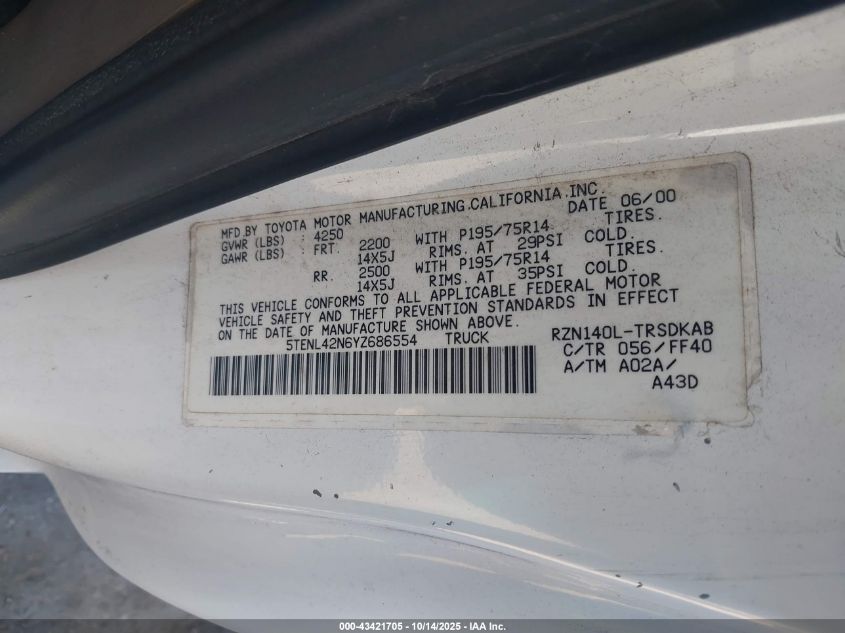 2000 Toyota Tacoma VIN: 5TENL42N6YZ686554 Lot: 43421705