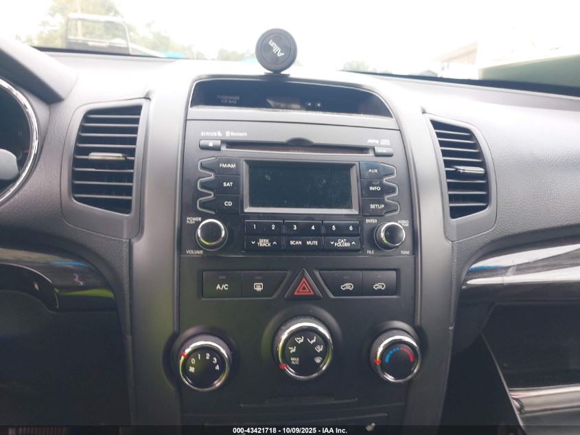 2012 Kia Sorento Lx VIN: 5XYKT4A6XCG266361 Lot: 43421718