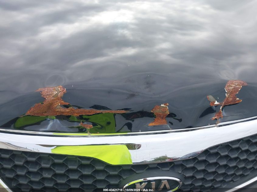 2012 Kia Sorento Lx VIN: 5XYKT4A6XCG266361 Lot: 43421718