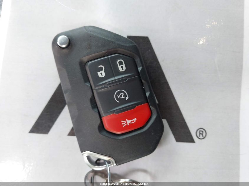 2022 Jeep Wrangler Unlimited Sahara 4X4 VIN: 1C4HJXEG3NW105117 Lot: 43421760