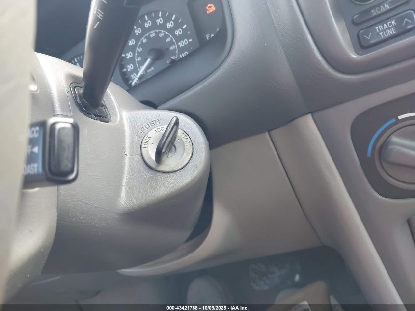 2001 Toyota Corolla Le VIN: 2T1BR12E21C470356 Lot: 43421768