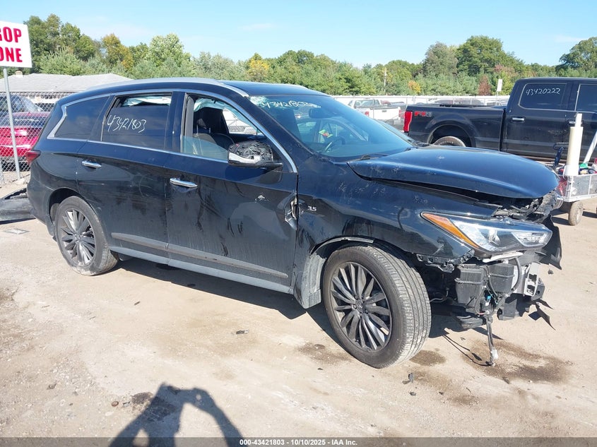 INFINITI QX60 LUXE AWD