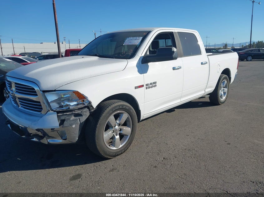Vin: 1c6rr7tm9fs656075, lot: 43916662, ram 1500 big horn 20152