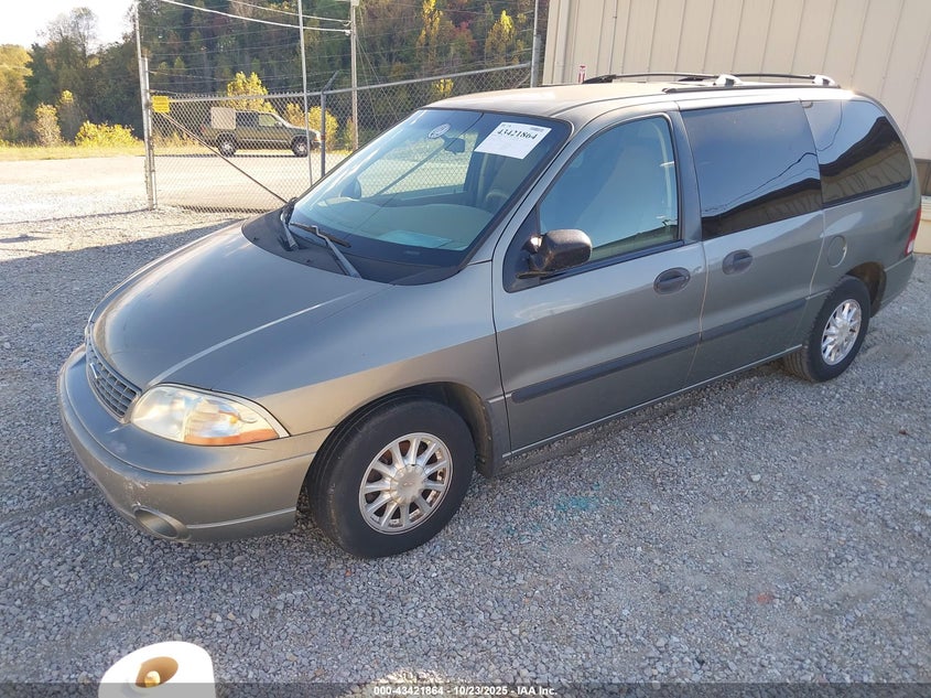 2FMZA51432BB29348 2002 FORD WINDSTAR photo no. 2