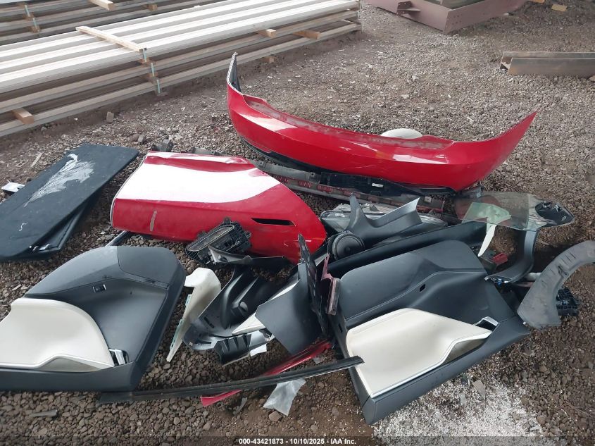 2018 Tesla Model S 100D/75D/P100D VIN: 5YJSA1E25JF244607 Lot: 43421873