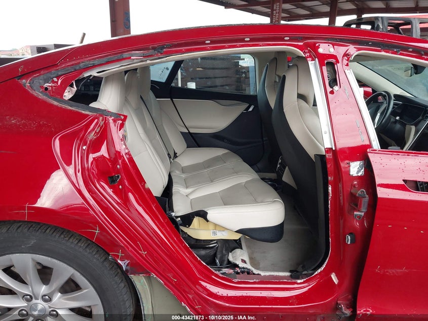 2018 Tesla Model S 100D/75D/P100D VIN: 5YJSA1E25JF244607 Lot: 43421873