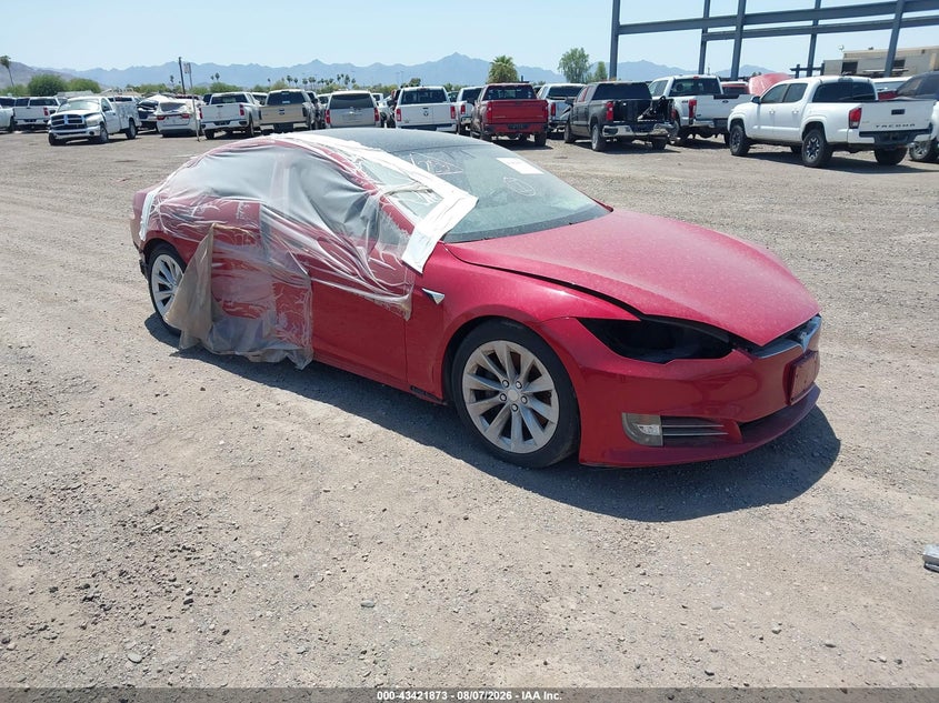 Vin: 5yjsa1e25jf244607, lot: 43916691, tesla model s 2018 img_1
