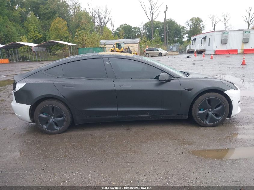 2018 Tesla Model 3 Long Range/Performance VIN: 5YJ3E1EB3JF117637 Lot: 43421888