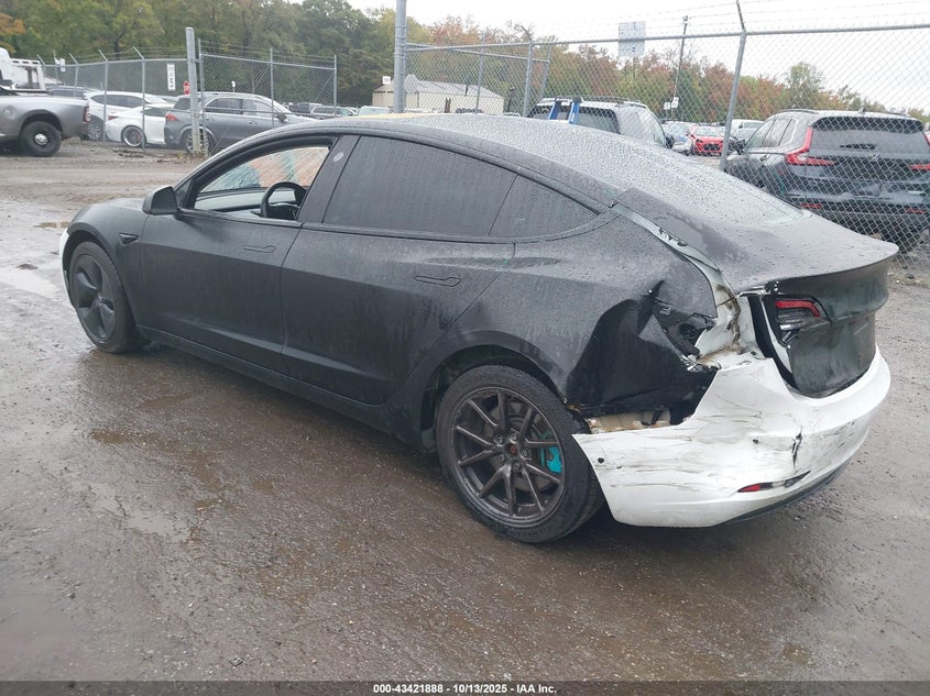 5YJ3E1EB3JF117637 2018 TESLA MODEL 3 photo no. 3