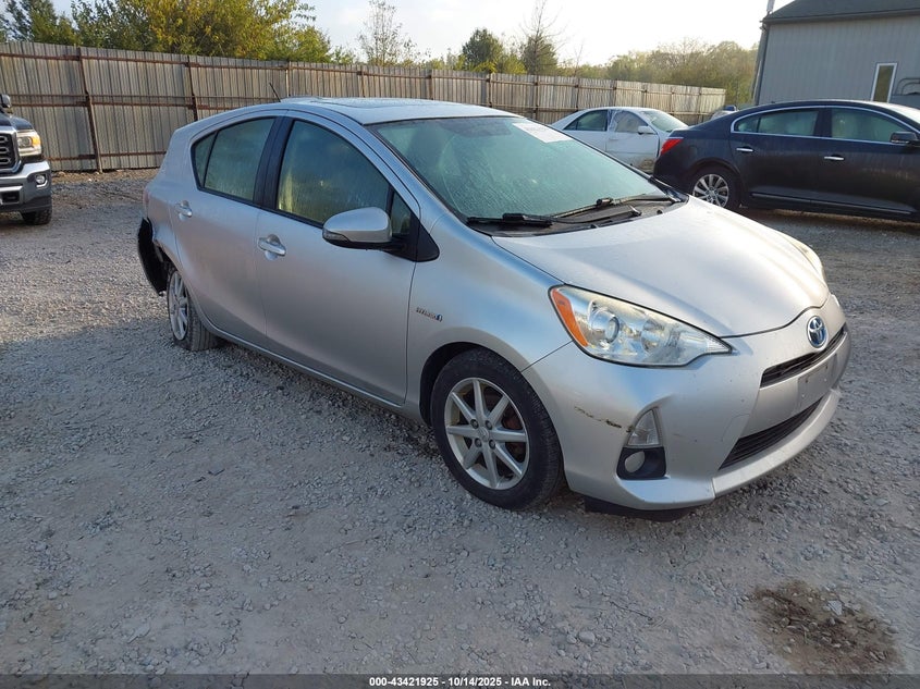 TOYOTA PRIUS C FOUR