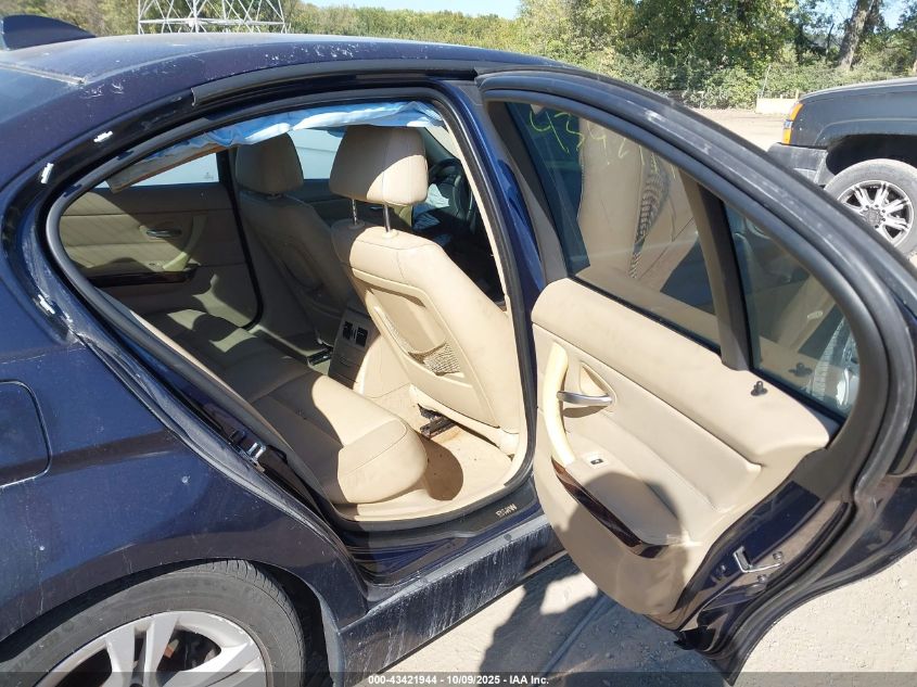 2008 BMW 328I VIN: WBAVA33558KX87102 Lot: 43421944