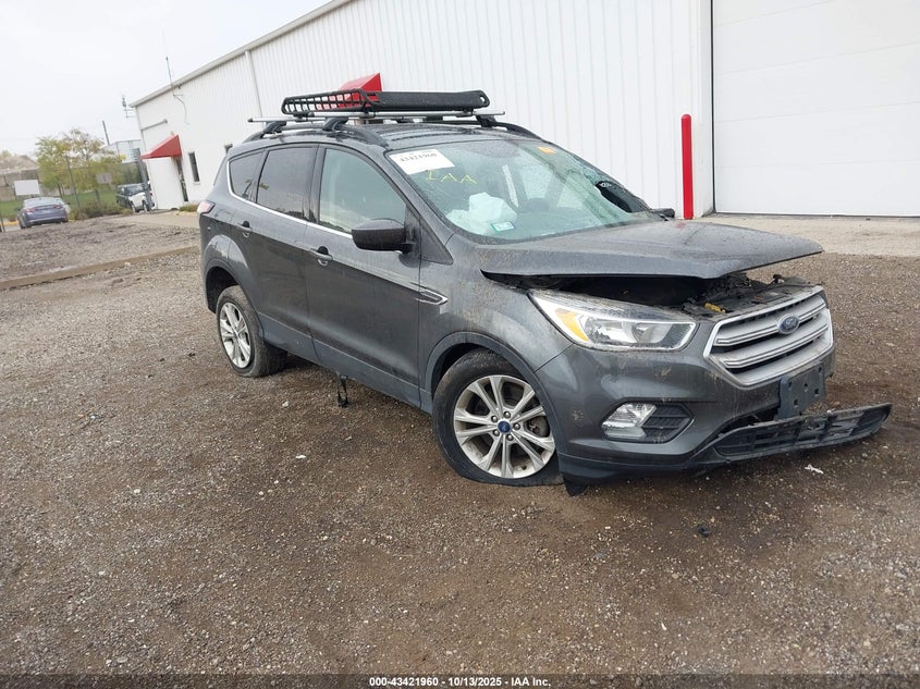 FORD ESCAPE SE