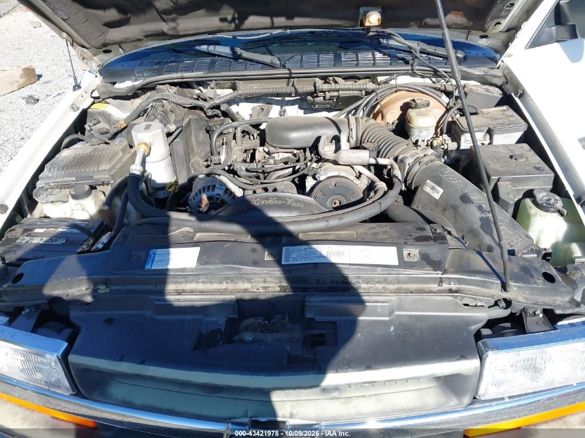 2000 Chevrolet Blazer Ls VIN: 1GNDT13W6Y2393525 Lot: 43421978