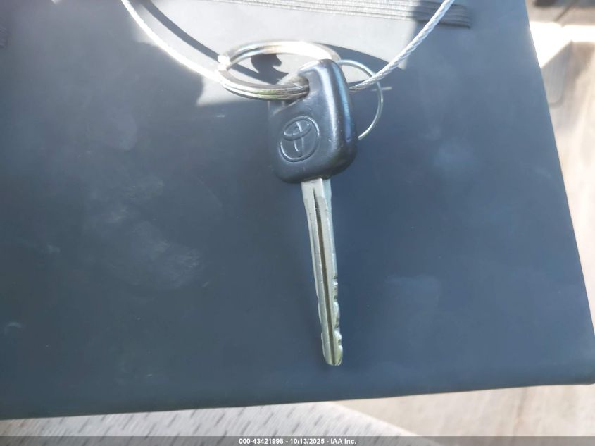 2004 Toyota Camry Le VIN: 4T1BE32K74U887004 Lot: 43421998