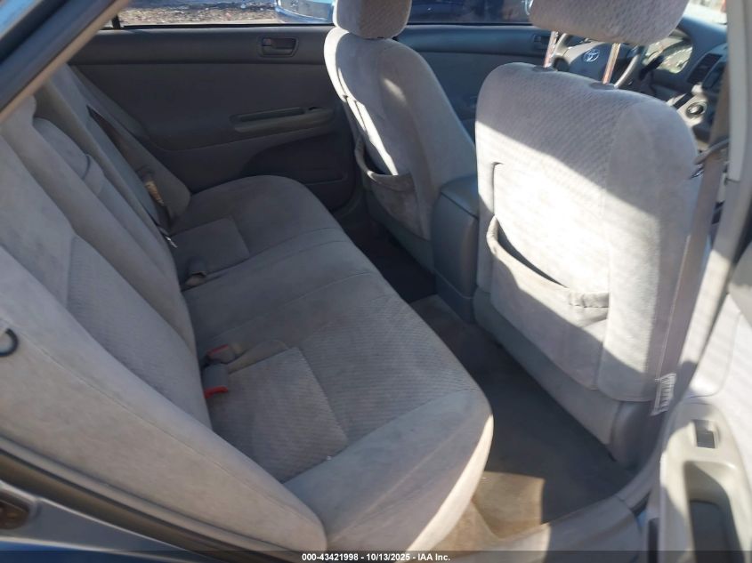 2004 Toyota Camry Le VIN: 4T1BE32K74U887004 Lot: 43421998