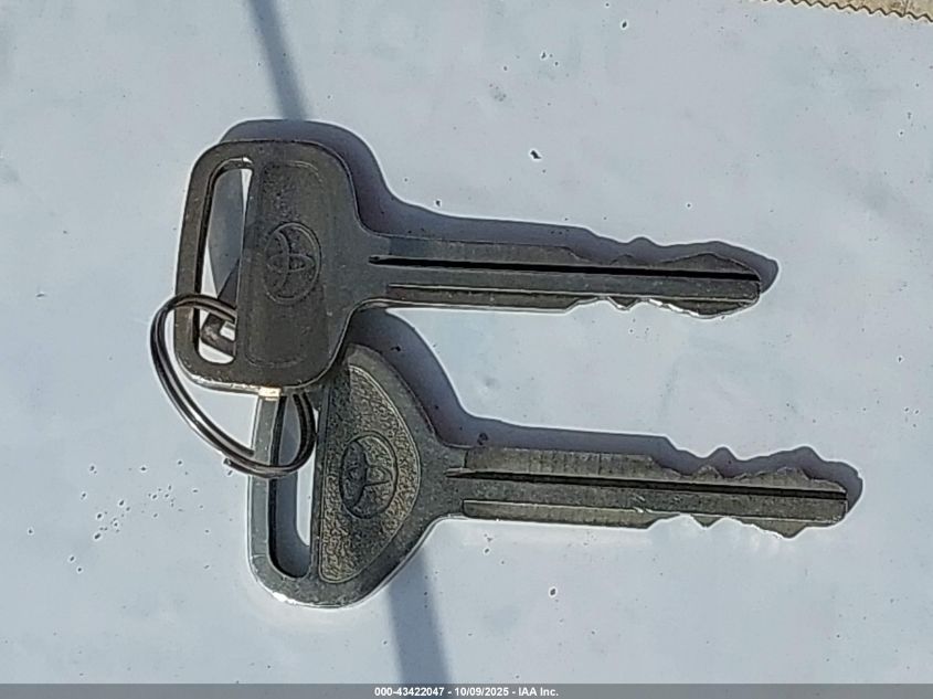 1998 Toyota Camry Le VIN: JT2BG22K0W0159455 Lot: 43422047