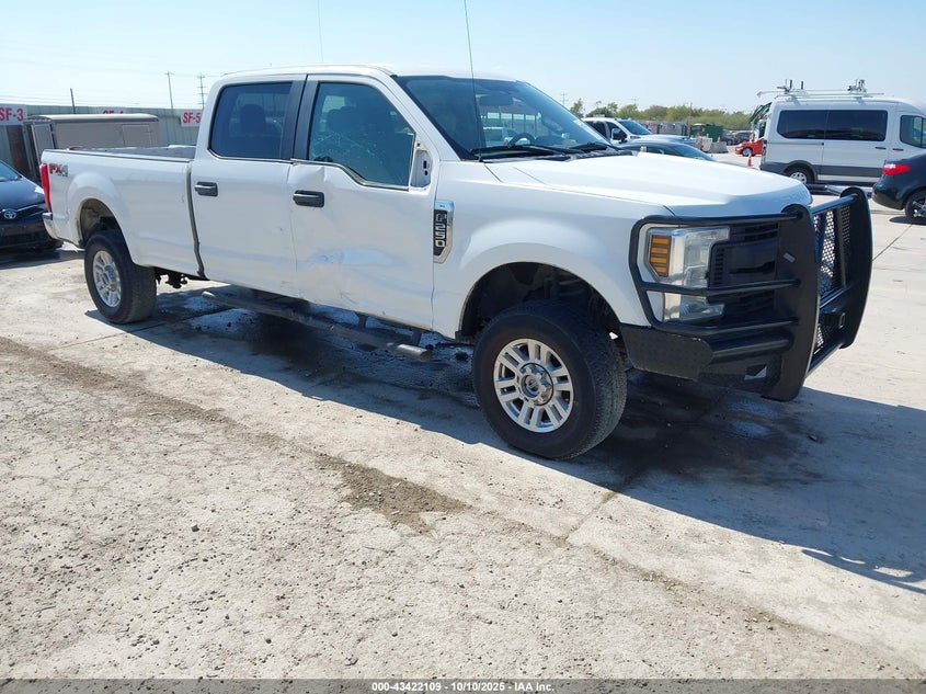 FORD F-250 XL