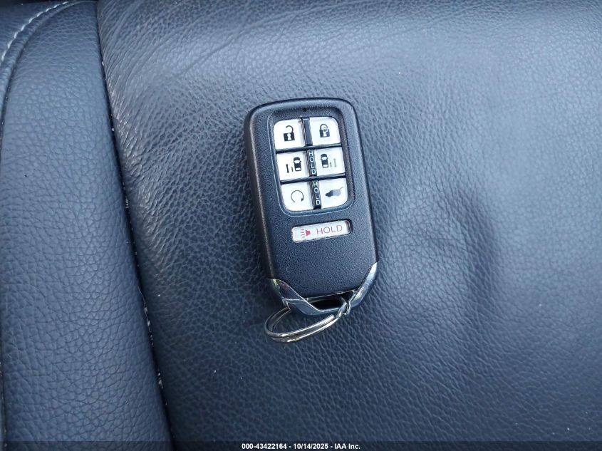 2022 Honda Odyssey Touring VIN: 5FNRL6H82NB026586 Lot: 43422164