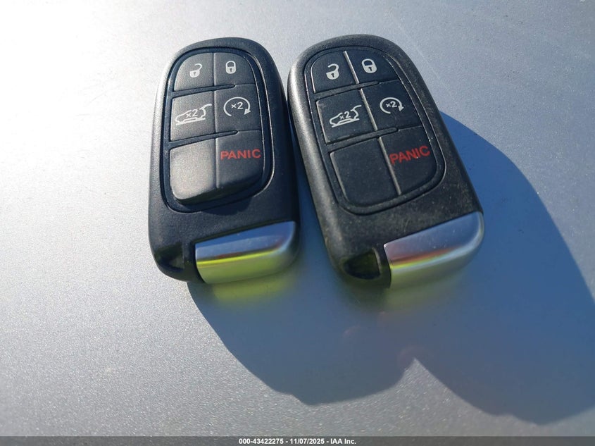 2015 Jeep Cherokee Limited VIN: 1C4PJLDS9FW560758 Lot: 43422275