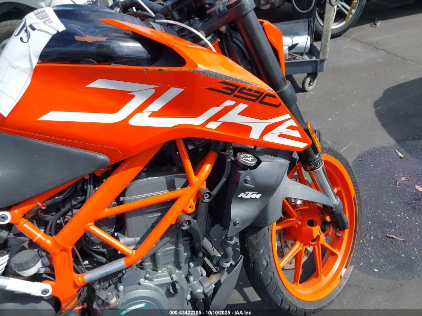 2018 Ktm 390 Duke VIN: MD2JPJ403JC253064 Lot: 43422305