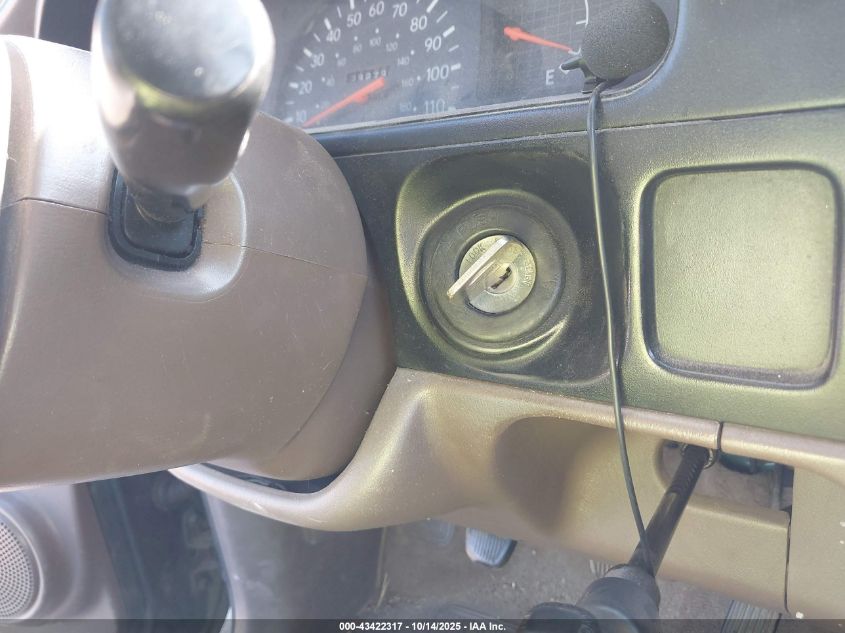 2000 Toyota Tacoma VIN: 4TAVL52N9YZ635207 Lot: 43422317