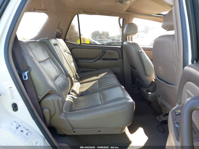 2003 Toyota Sequoia Limited V8 VIN: 5TDBT48A23S200156 Lot: 43422426