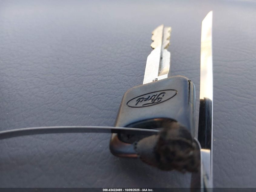 1996 Ford Crown Victoria Lx VIN: 2FALP74W2TX144953 Lot: 43422469