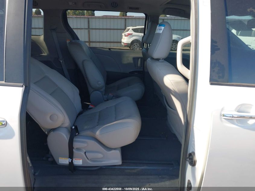 2019 Toyota Sienna Xle 7 Passenger VIN: 5TDDZ3DC9KS225532 Lot: 43422558